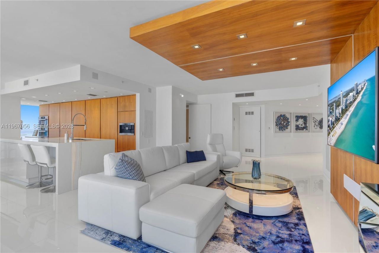 4779 Collins Av , Unit 3701, Miami Beach, FL 33140 Photo
