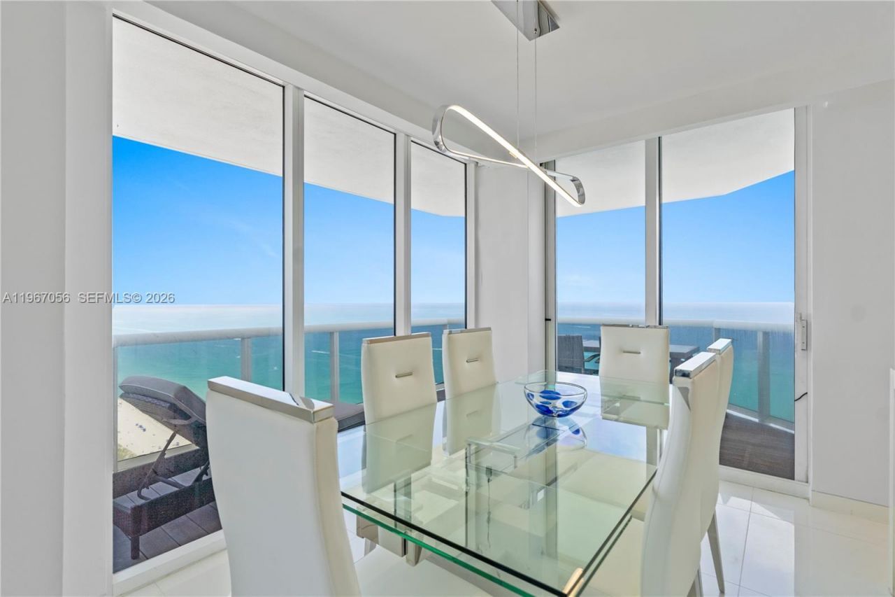 4779 Collins Av , Unit 3701, Miami Beach, FL 33140 Photo