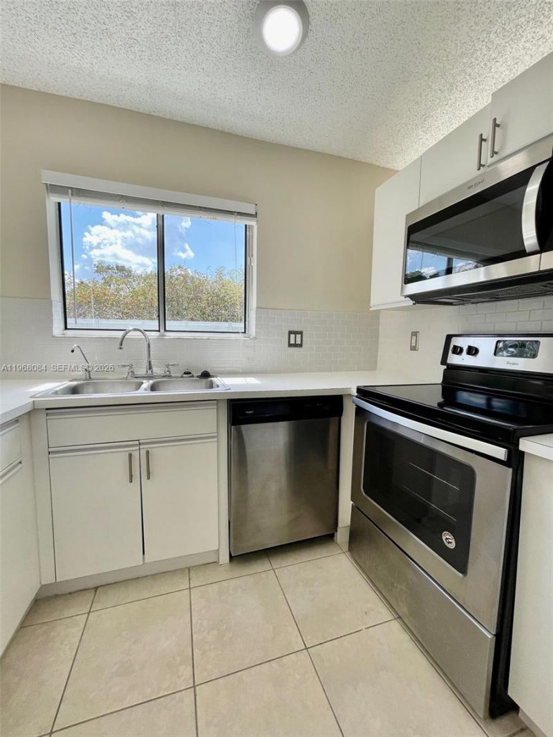 13772 SW 145th Ter , Unit 13772, Miami, FL 33186 Photo