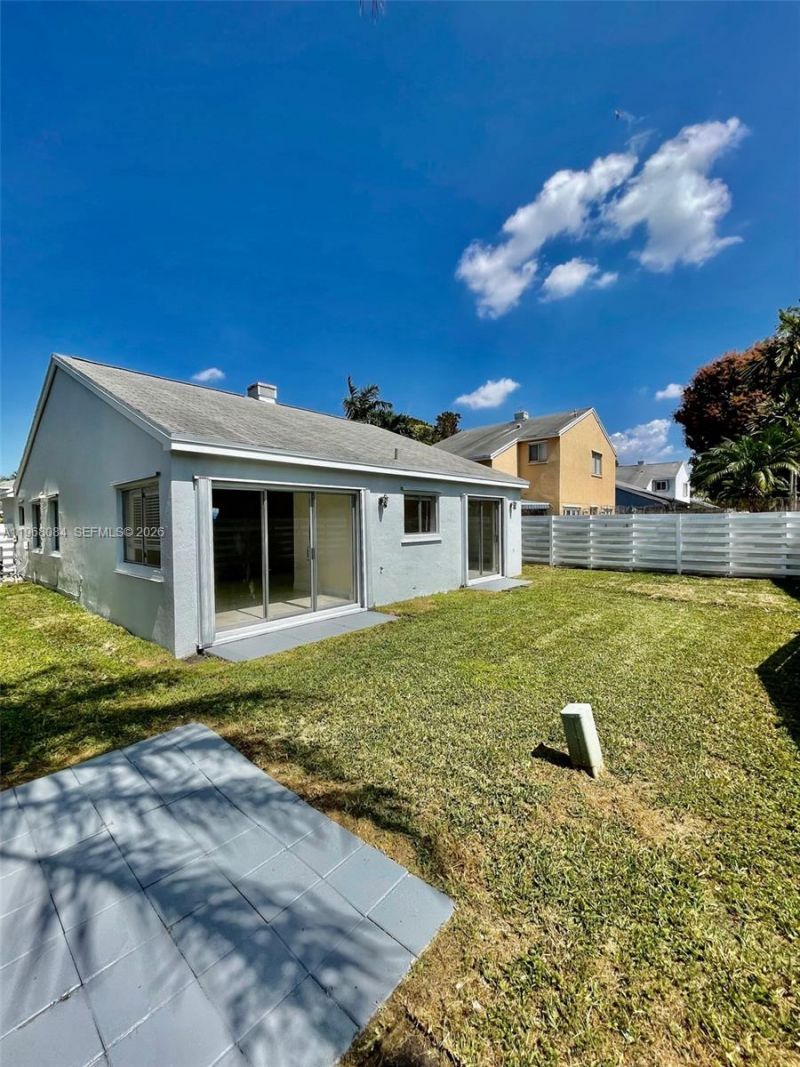 13772 SW 145th Ter , Unit 13772, Miami, FL 33186 Photo