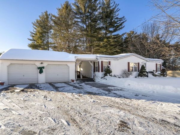 31 Mcelwain Street, Merrimack, NH 03054