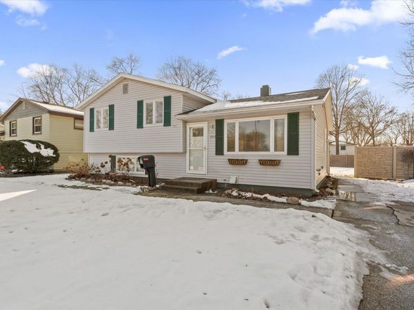 1715 Rerick Drive, South Bend, IN 46635