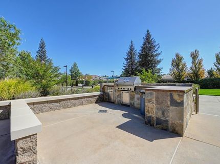 2120 Arlington Dr, Roseville, CA 95747 Photo
