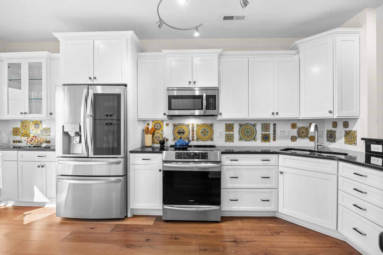 4759 Lightkeepers Way Photo 8