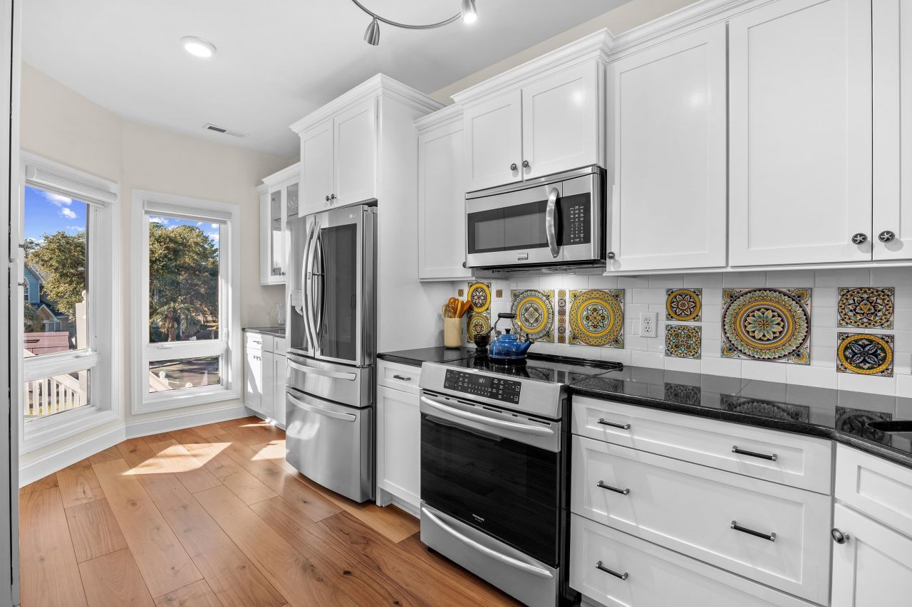 4759 Lightkeepers Way Photo 9