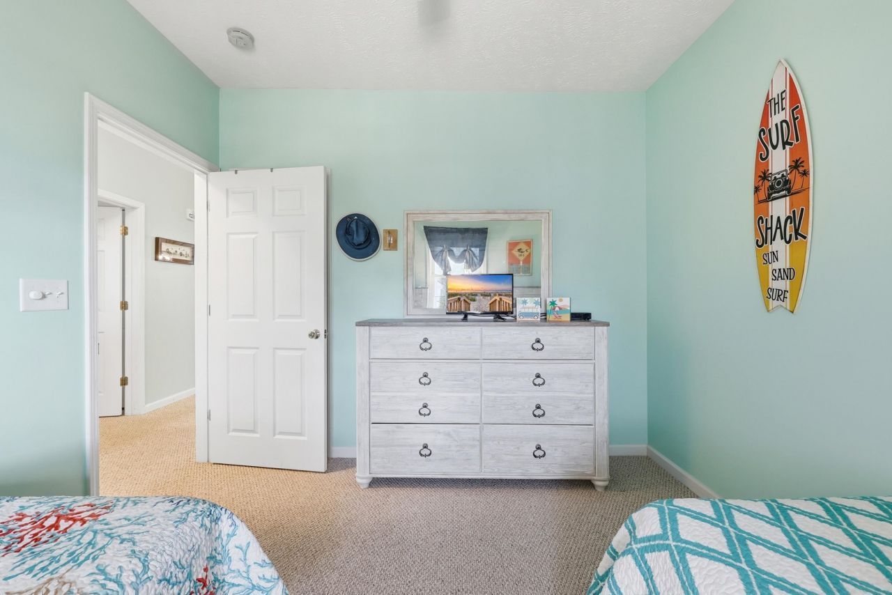 601 Hillside Dr. N  Photo 11