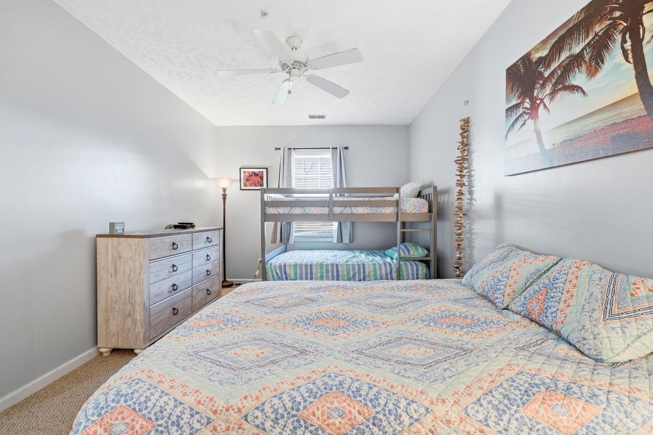 601 Hillside Dr. N  Photo 13