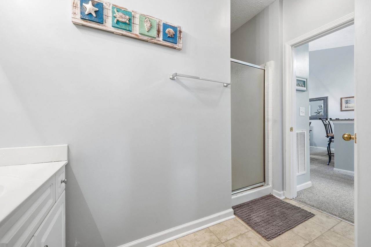 601 Hillside Dr. N  Photo 15