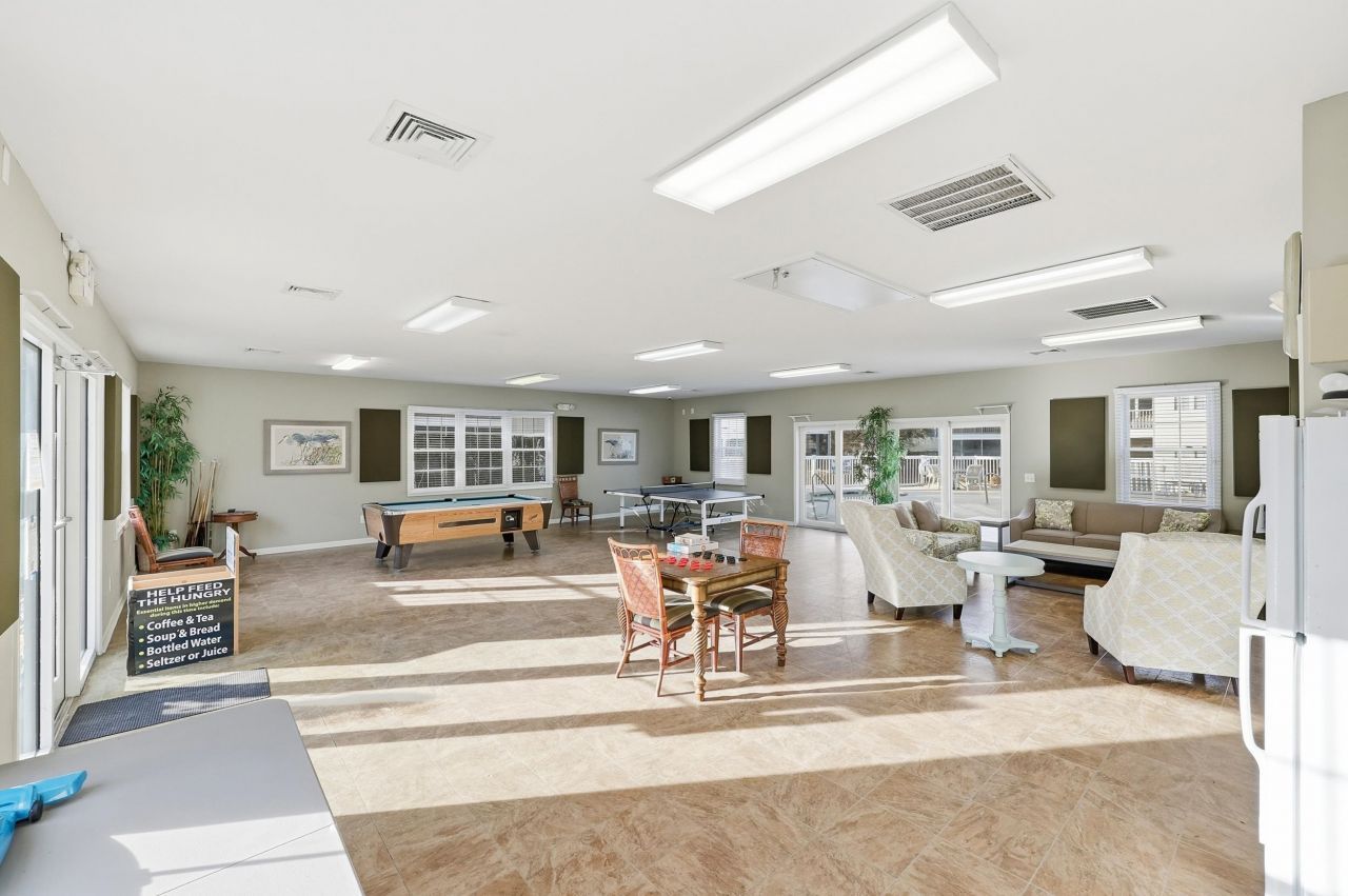 601 Hillside Dr. N  Photo 34