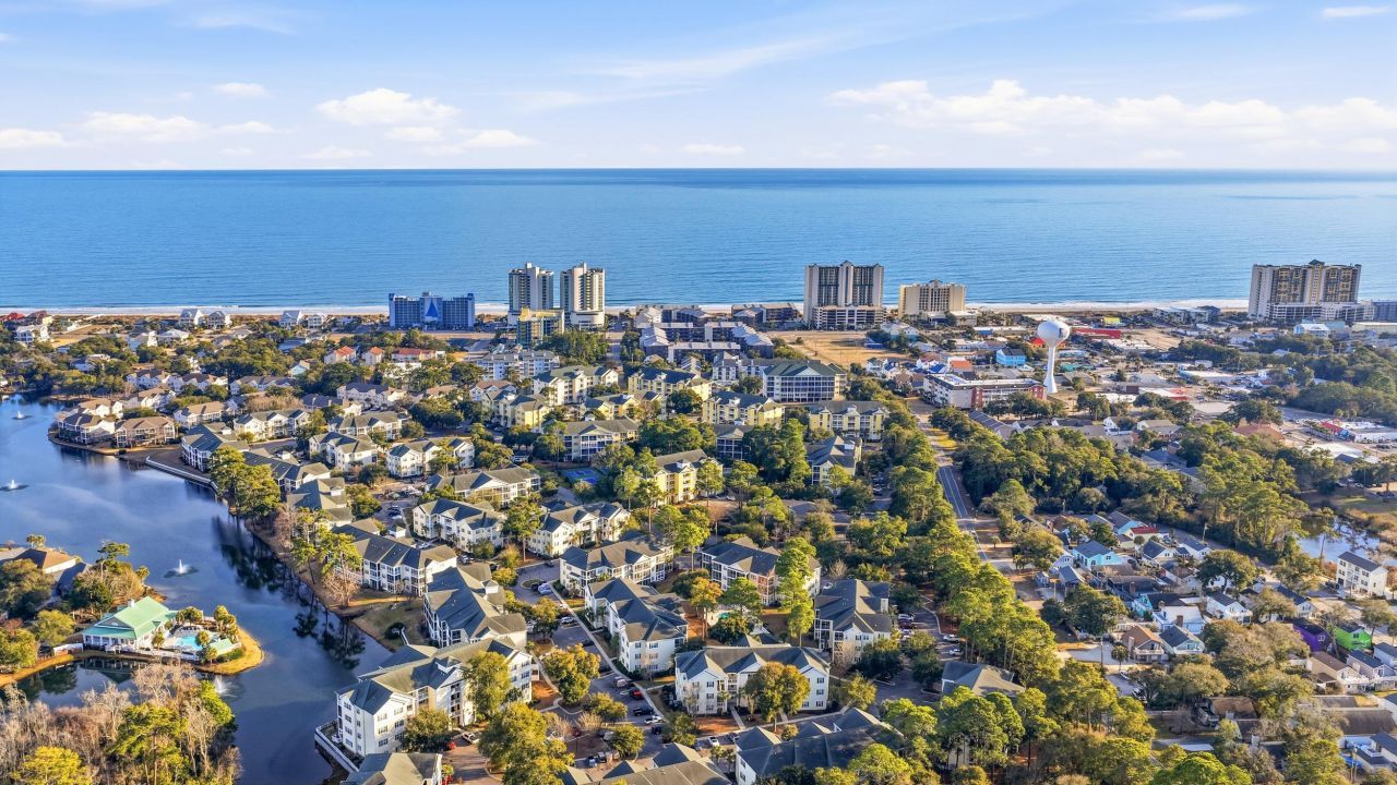 601 Hillside Dr. N  Photo 40