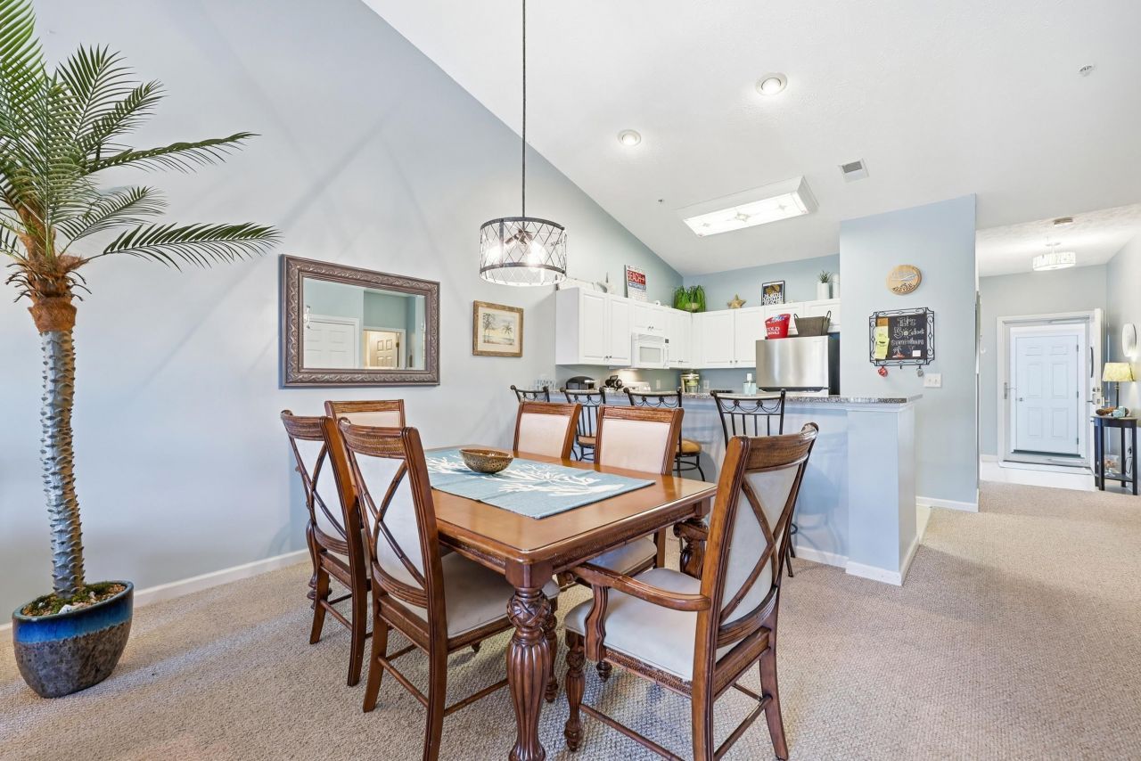 601 Hillside Dr. N  Photo 7