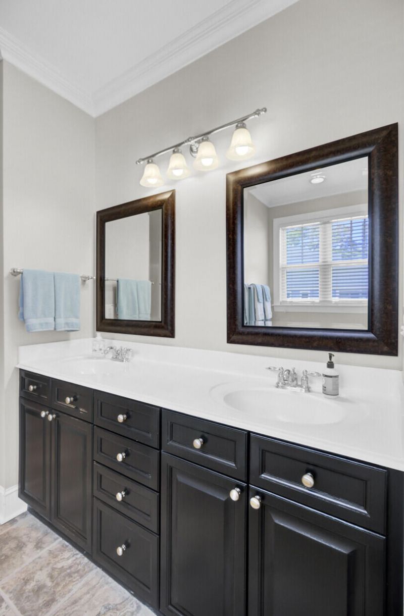 1010 Mount Whitney Drive Photo 30