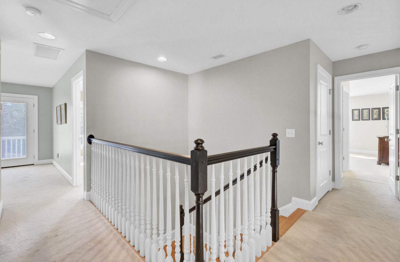 1010 Mount Whitney Drive Photo 34