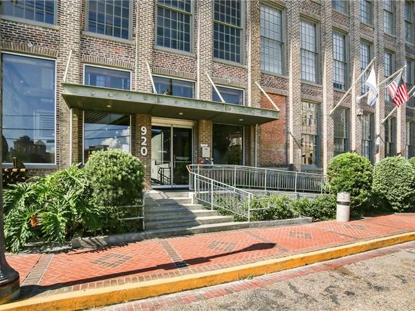 920 POEYFARRE Street, Unit 170, New Orleans, LA 70130