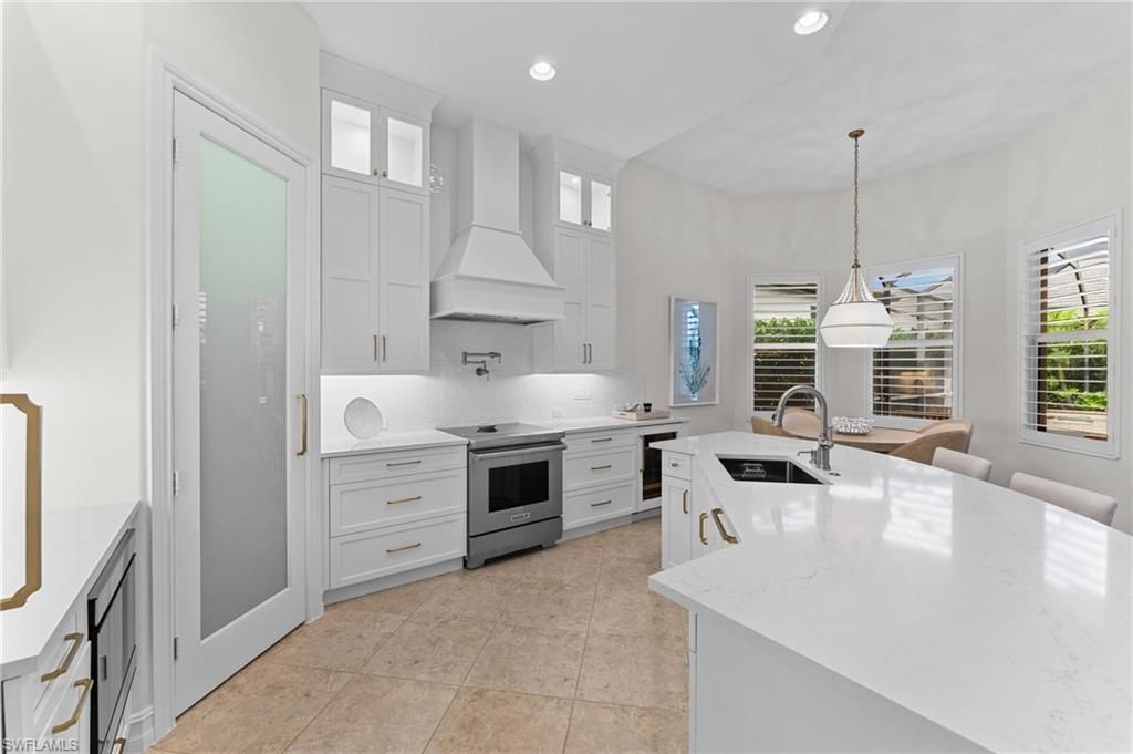 7831 Valencia Ct, Naples, FL 34113 Photo