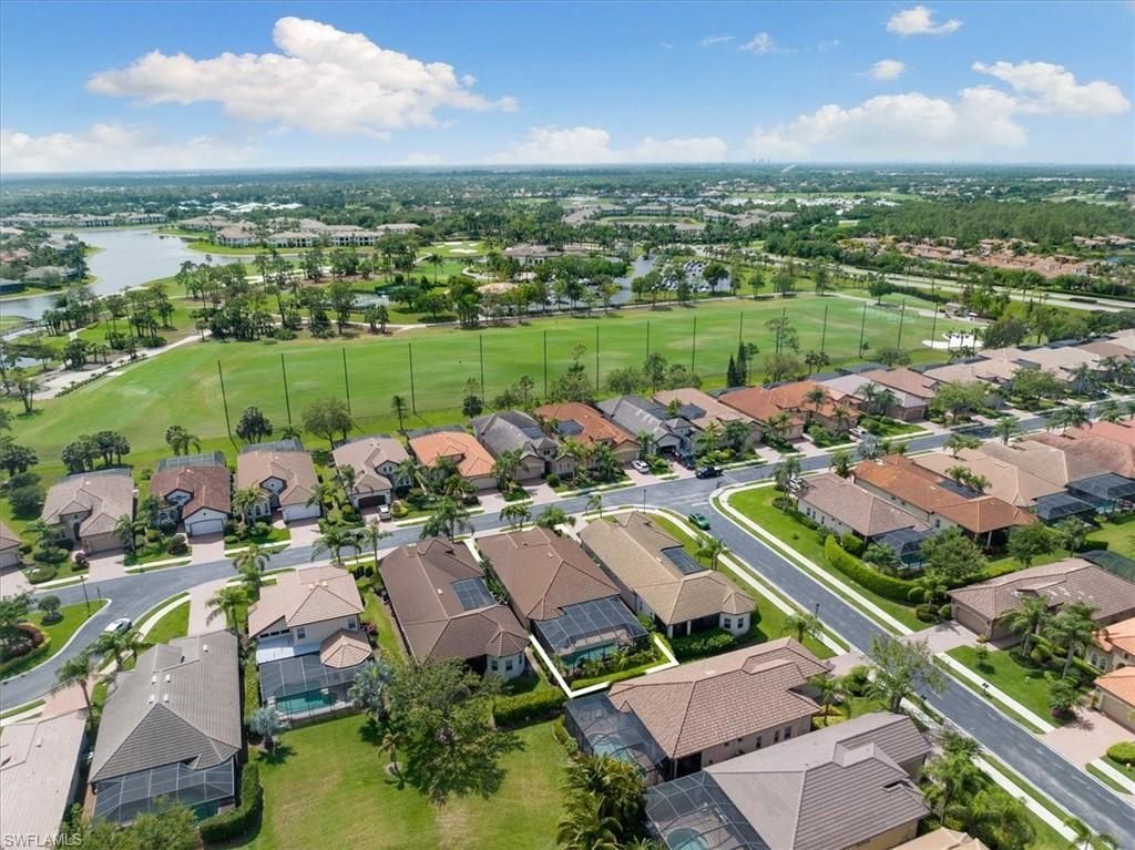 7831 Valencia Ct, Naples, FL 34113 Photo