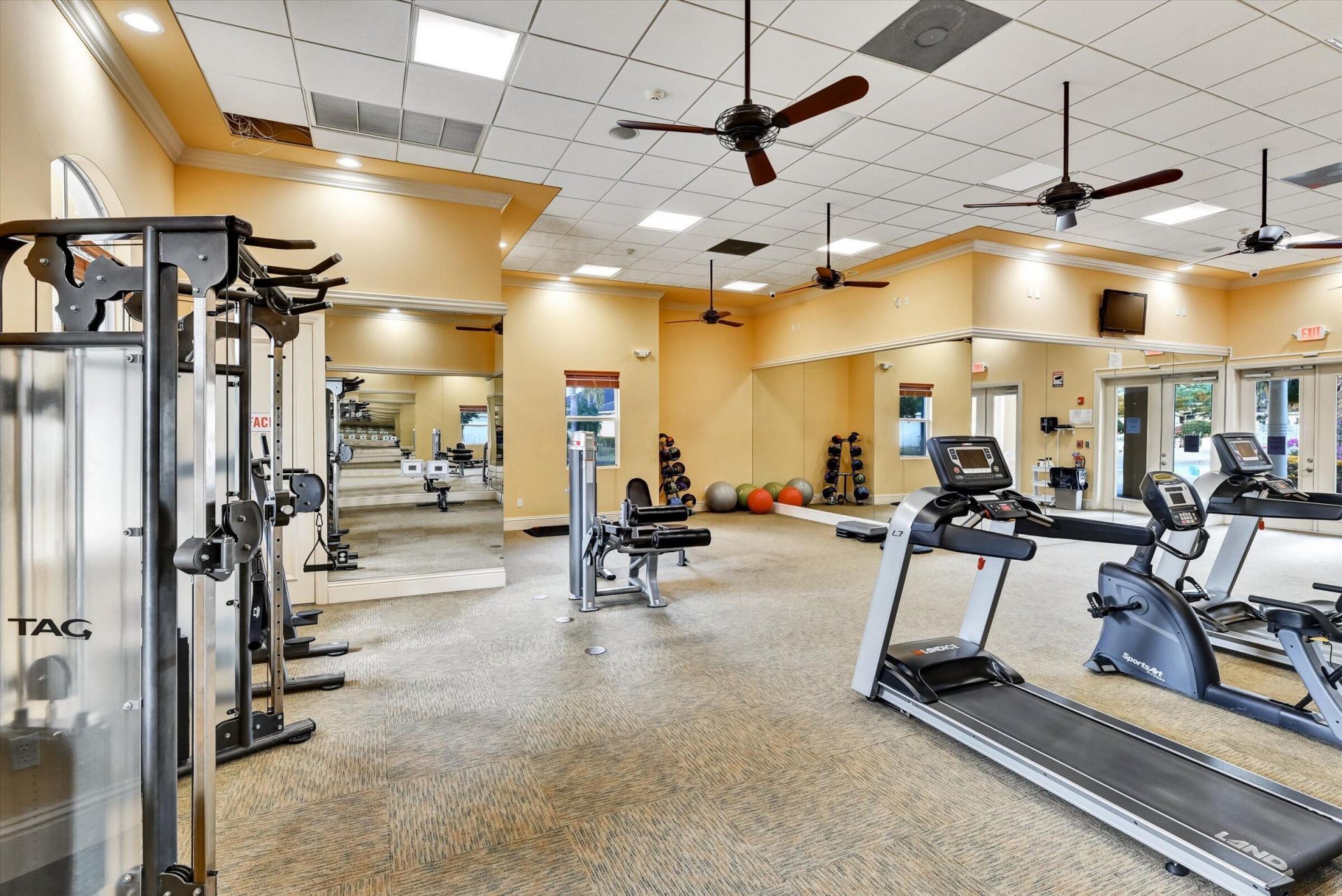 6145 NW Helmsdale Way, Port Saint Lucie, FL 34983 Photo