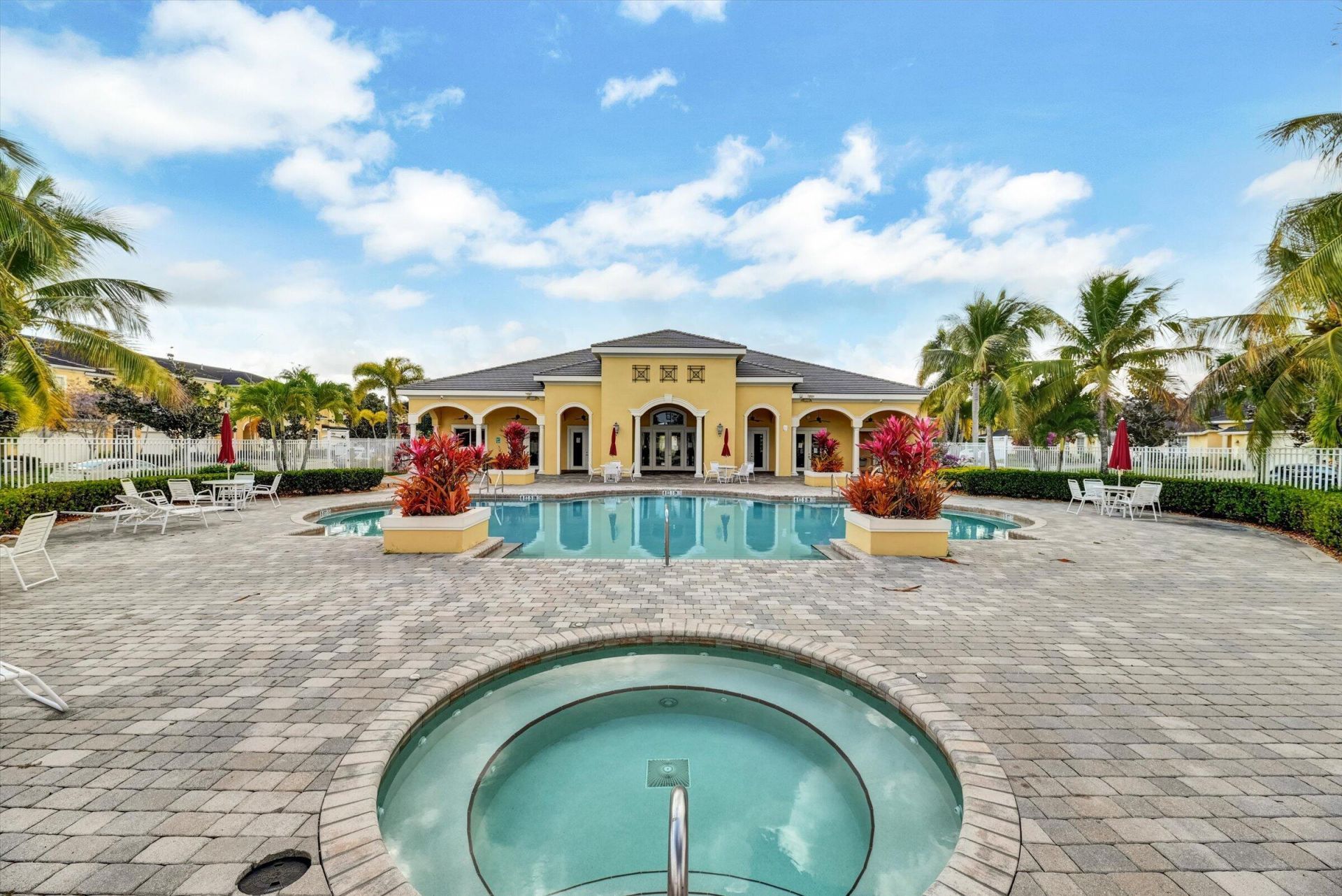 6145 NW Helmsdale Way, Port Saint Lucie, FL 34983 Photo