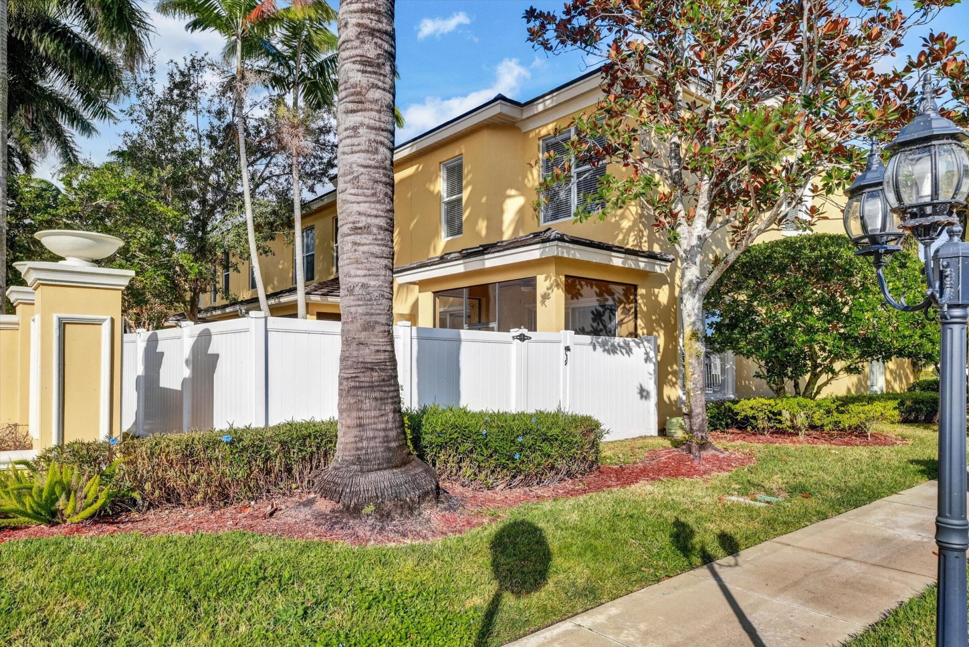 6145 NW Helmsdale Way, Port Saint Lucie, FL 34983 Photo