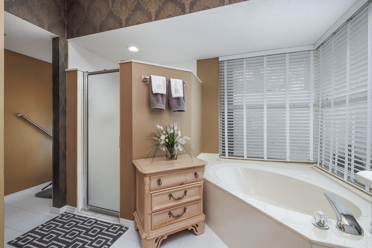 2303 SW Danforth Cir, Palm City, FL 34990 Photo