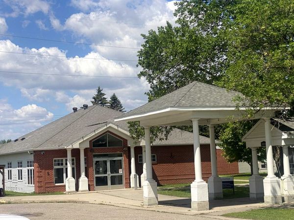 2800 2nd Avenue N, Moorhead, MN 56560