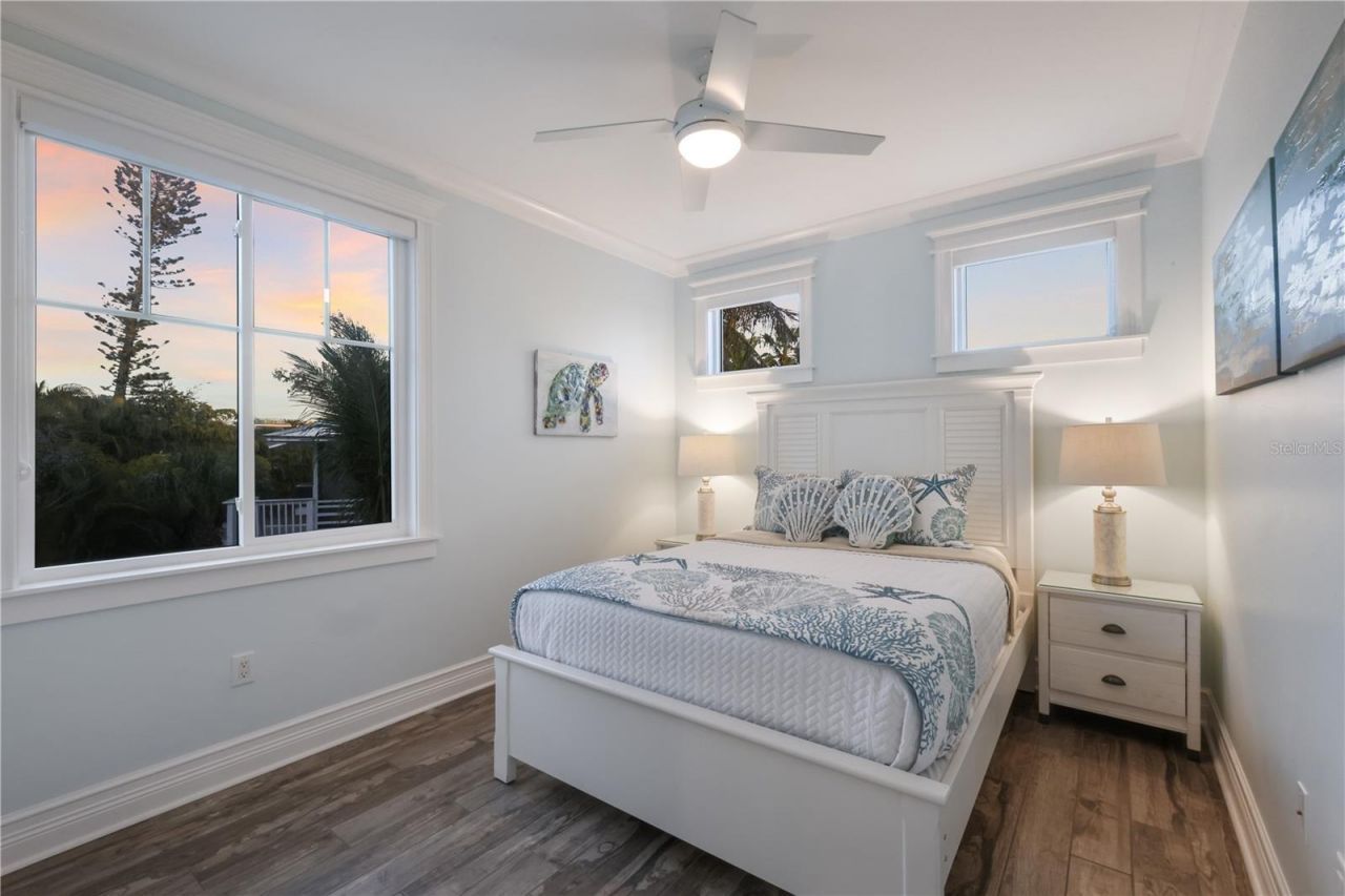 313 Hammock Circle, Anna Maria, FL 34216 Photo