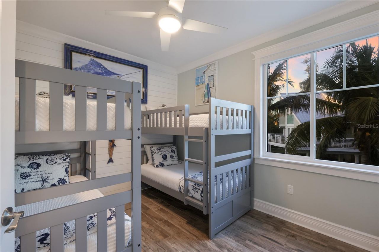 313 Hammock Circle, Anna Maria, FL 34216 Photo