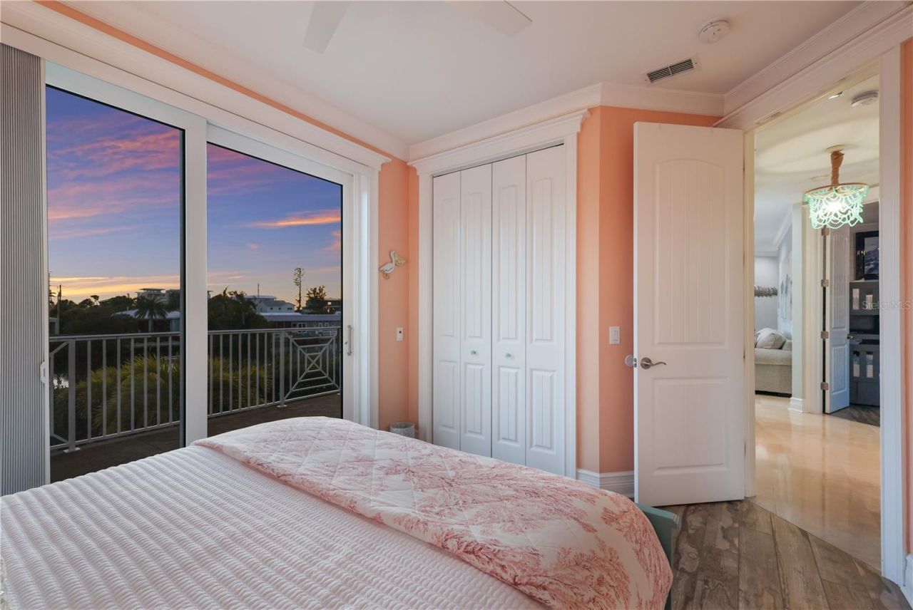 313 Hammock Circle, Anna Maria, FL 34216 Photo