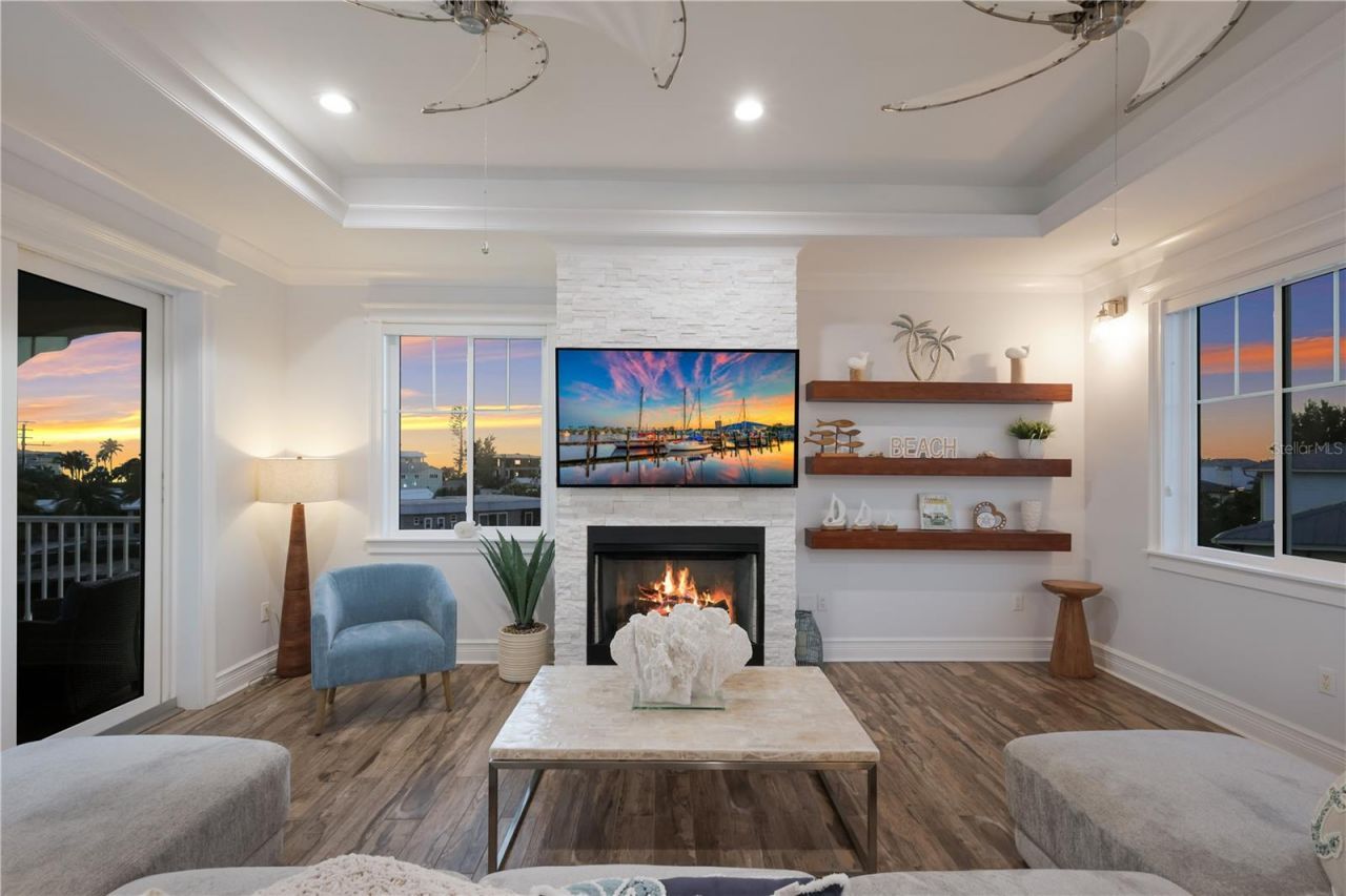 313 Hammock Circle, Anna Maria, FL 34216 Photo