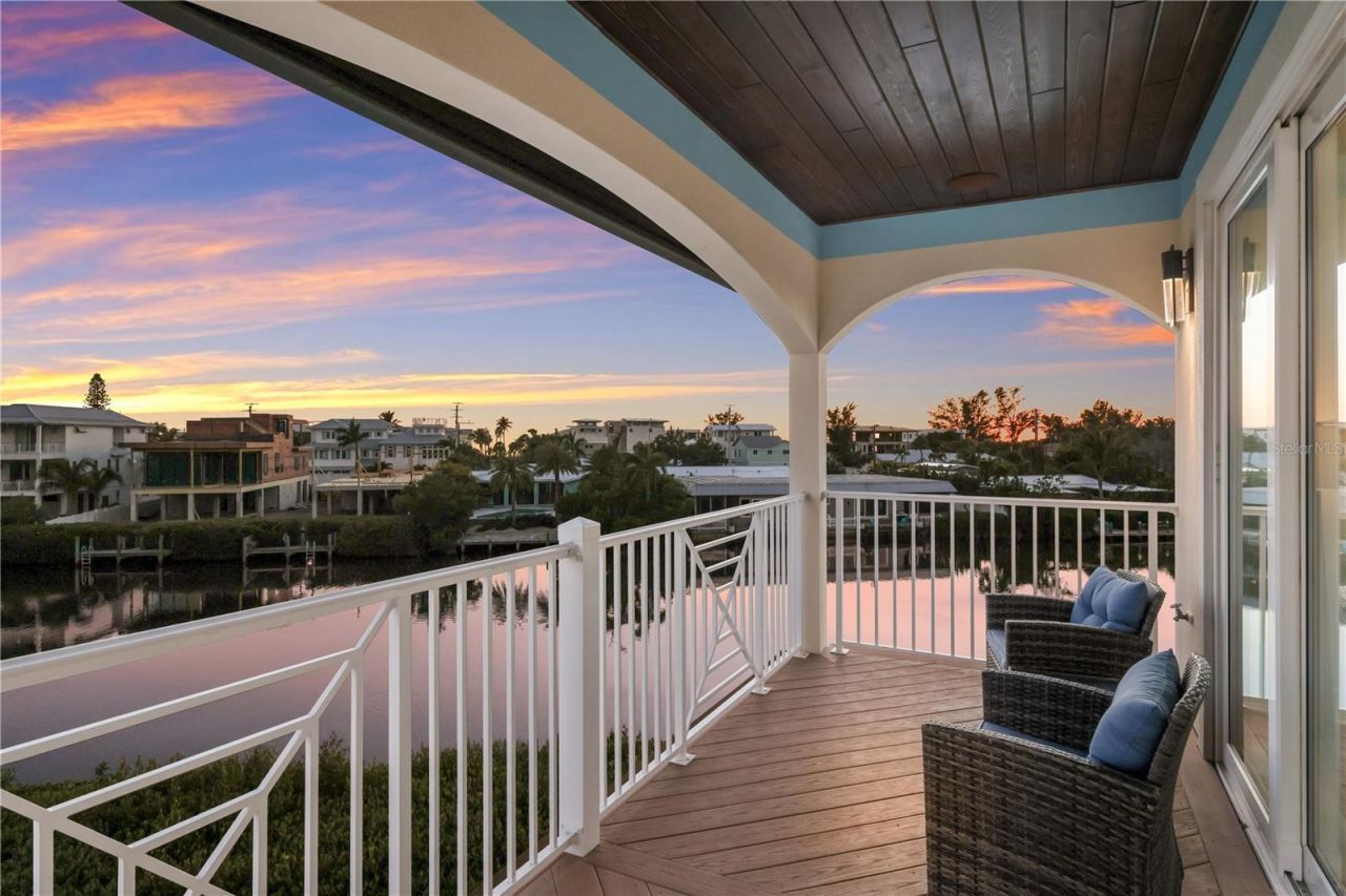 313 Hammock Circle, Anna Maria, FL 34216 Photo