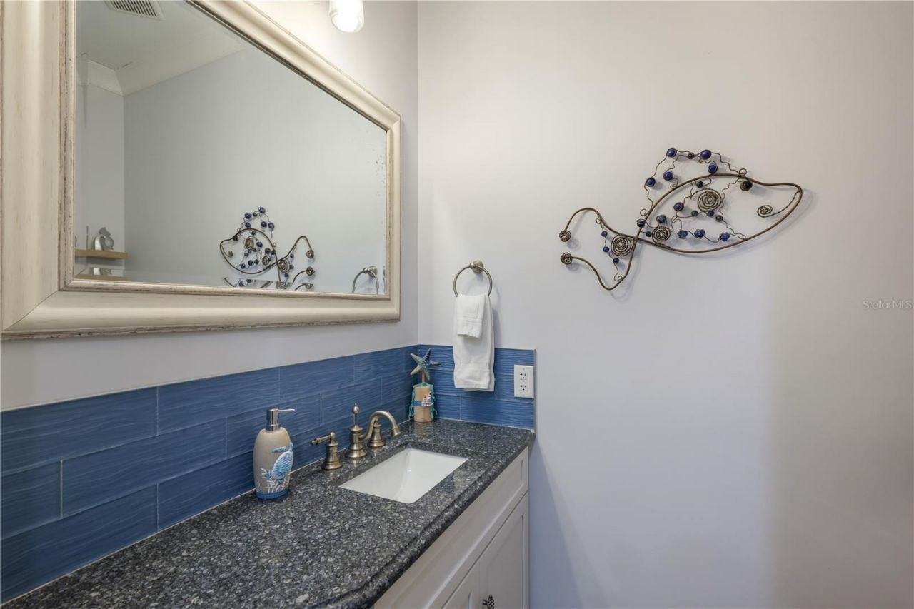 313 Hammock Circle, Anna Maria, FL 34216 Photo