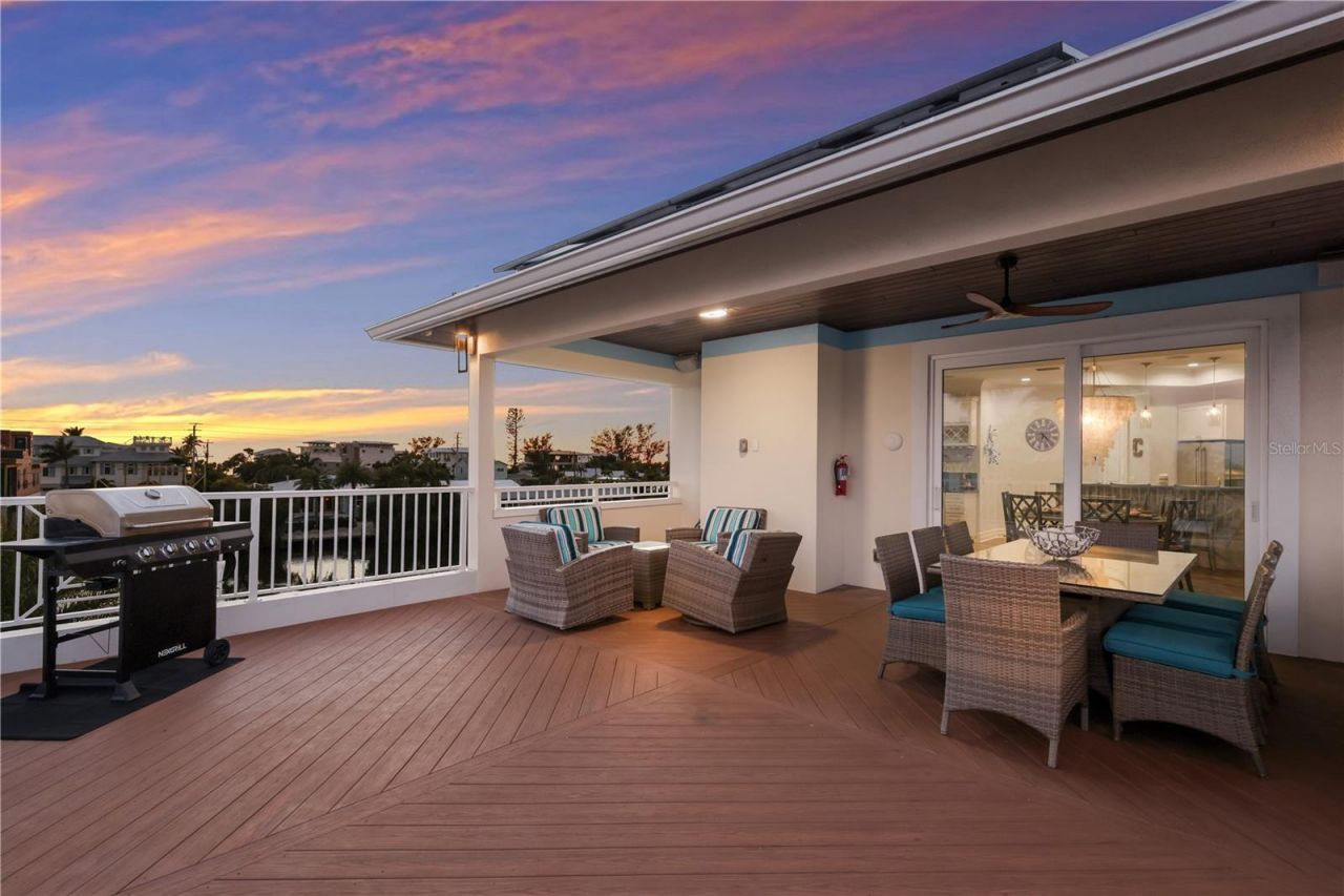 313 Hammock Circle, Anna Maria, FL 34216 Photo