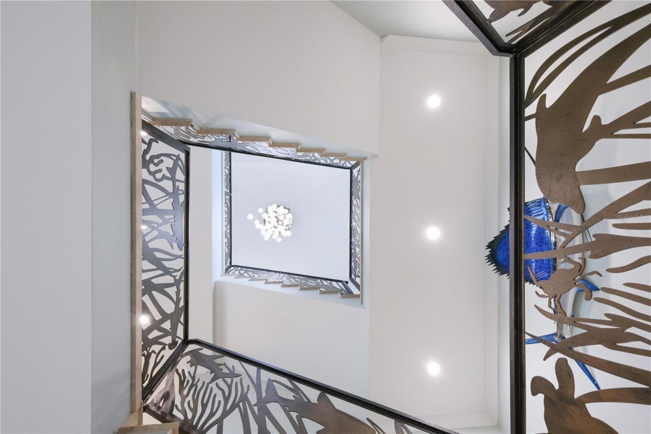 313 Hammock Circle, Anna Maria, FL 34216 Photo