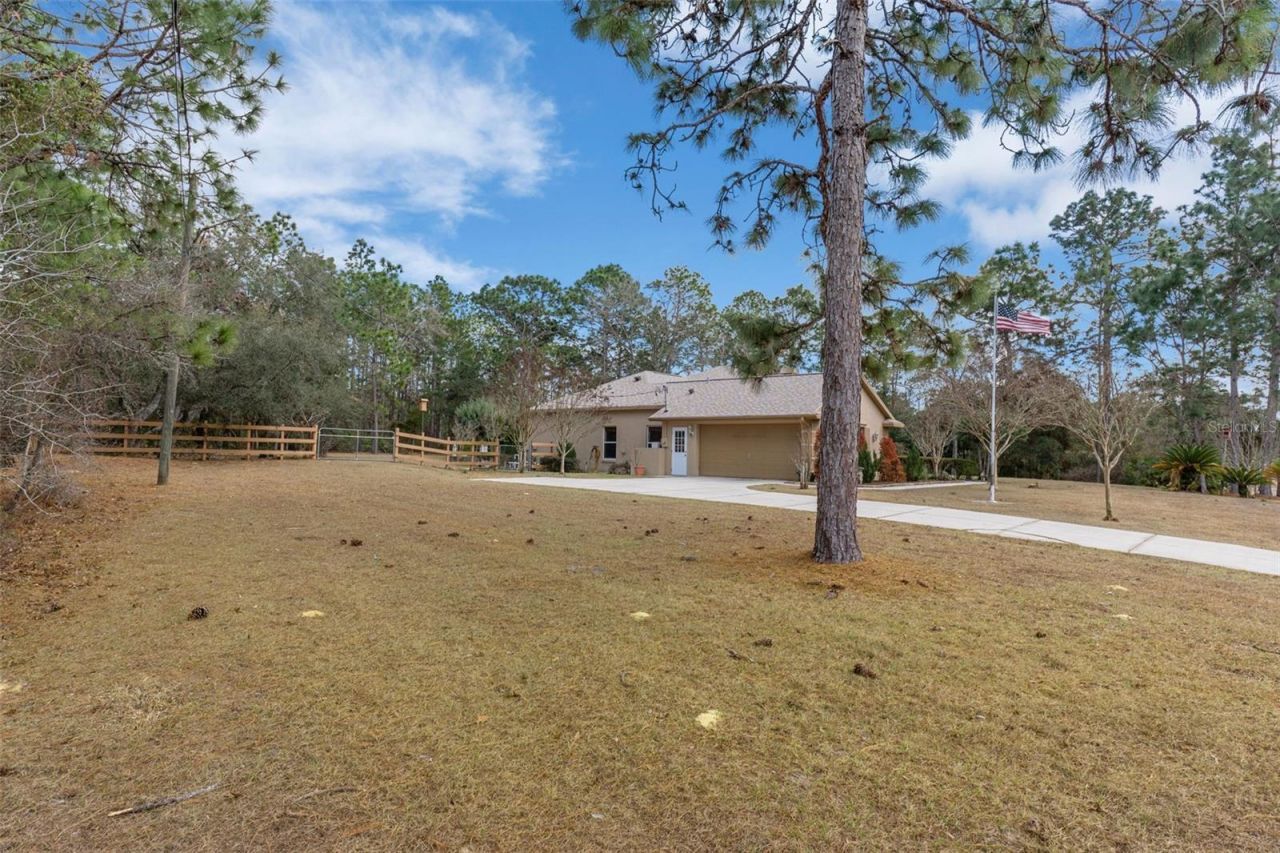 7567 N Fountainhead Drive, Citrus Springs, FL 34433 Photo