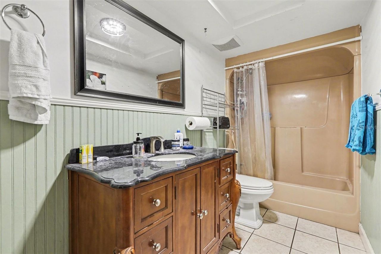 5223 17th Street Court E, Bradenton, FL 34203 Photo