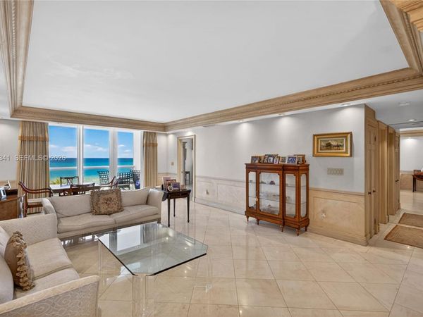 5001 Collins Ave, Unit 5K, Miami Beach, FL 33140