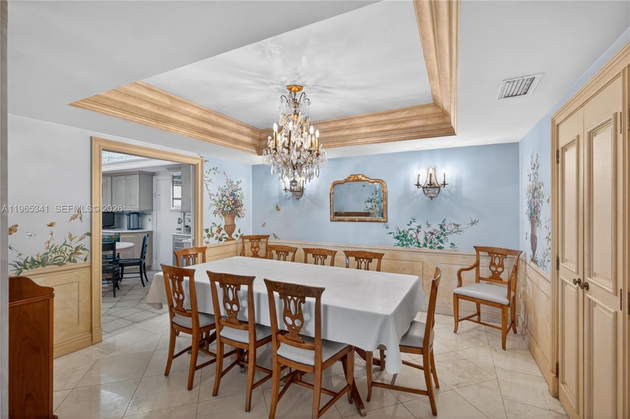 5001 Collins Ave, Unit 5K, Miami Beach, FL 33140 Photo