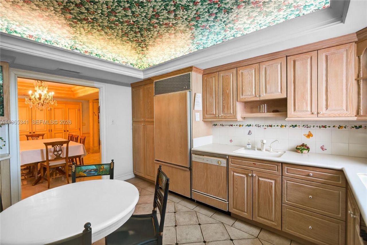 5001 Collins Ave, Unit 5K, Miami Beach, FL 33140 Photo