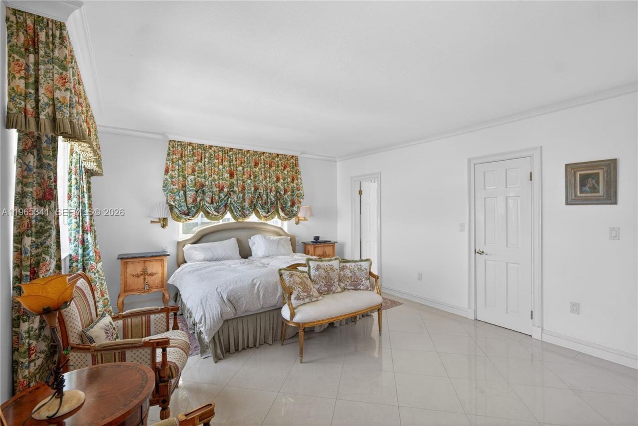 5001 Collins Ave, Unit 5K, Miami Beach, FL 33140 Photo