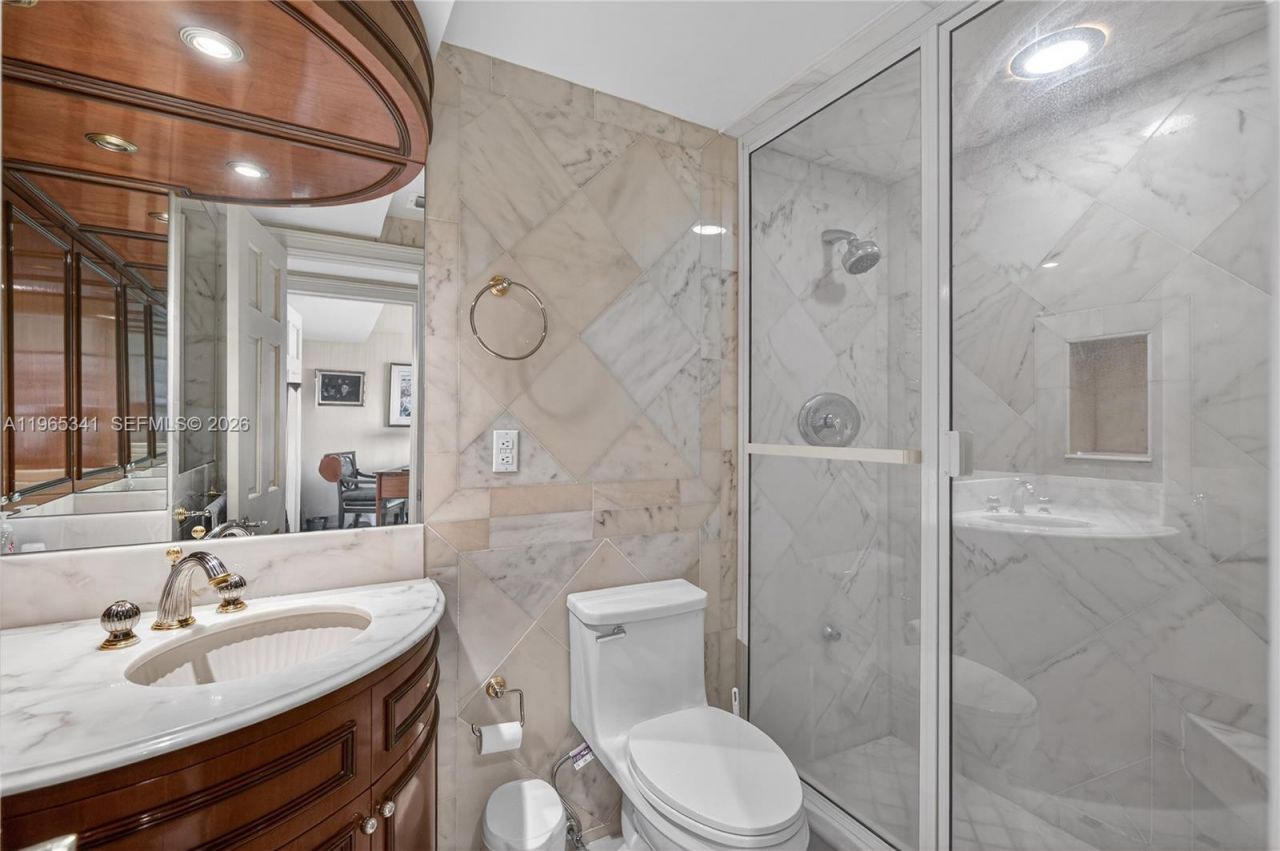 5001 Collins Ave, Unit 5K, Miami Beach, FL 33140 Photo