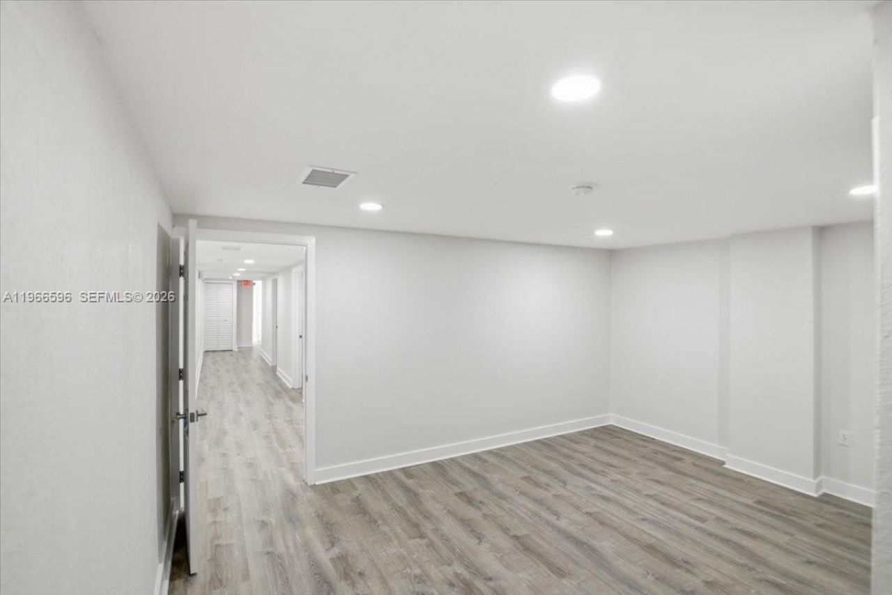 150 NW 29th St, Unit 160, Miami, FL 33127 Photo