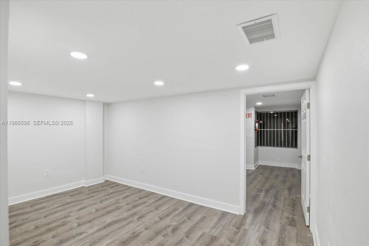 150 NW 29th St, Unit 160, Miami, FL 33127 Photo