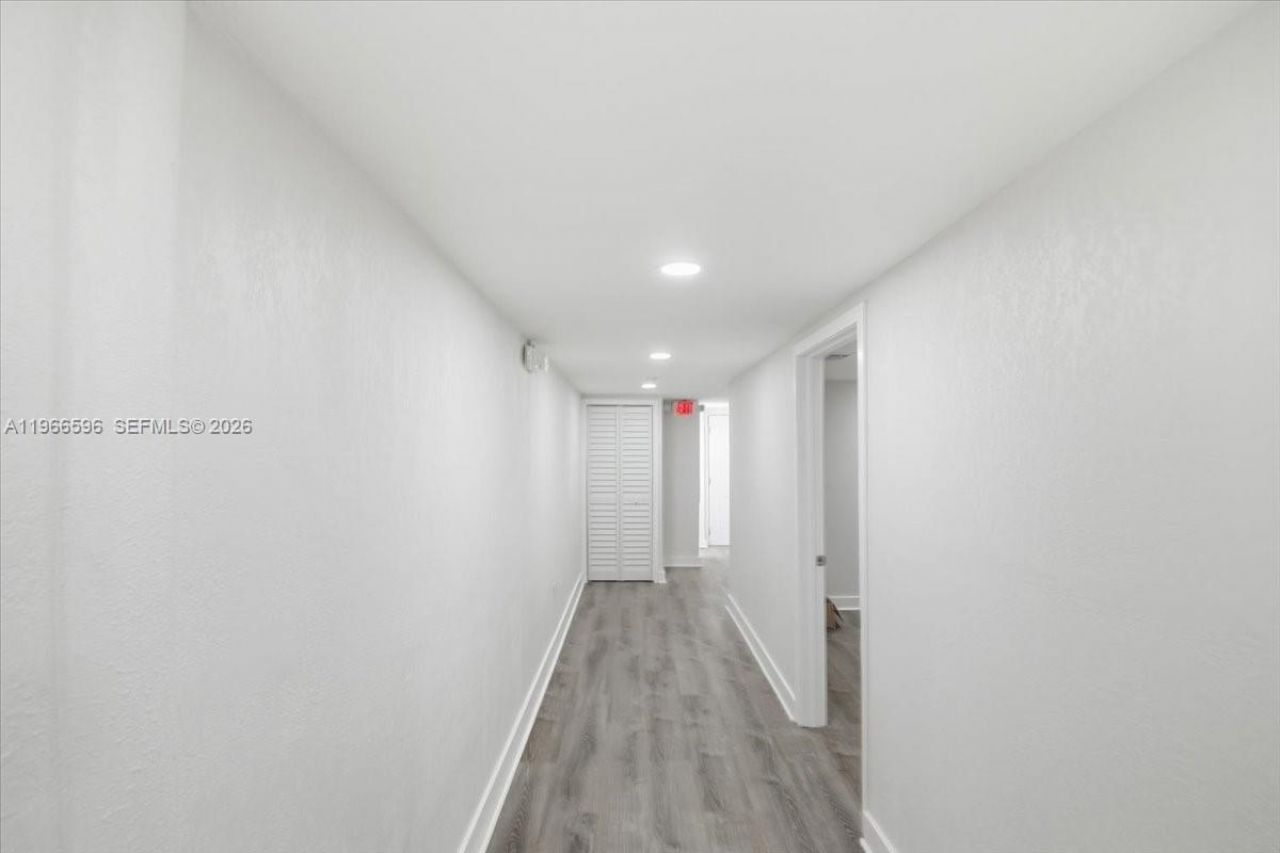 150 NW 29th St, Unit 160, Miami, FL 33127 Photo
