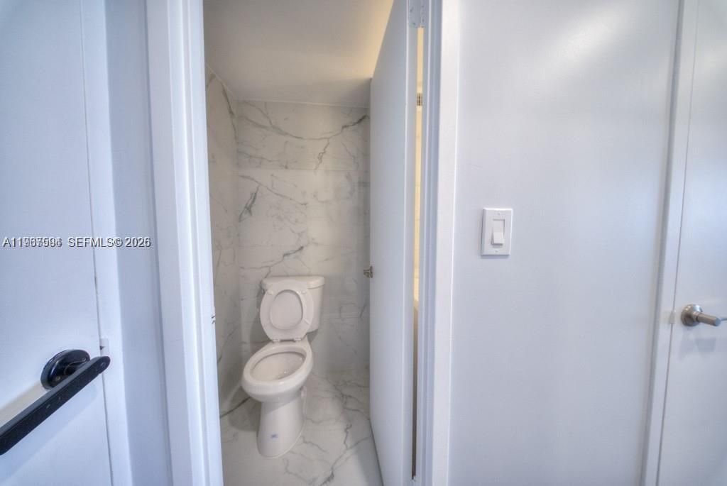 2899 Collins Ave, Unit 1203, Miami Beach, FL 33140 Photo