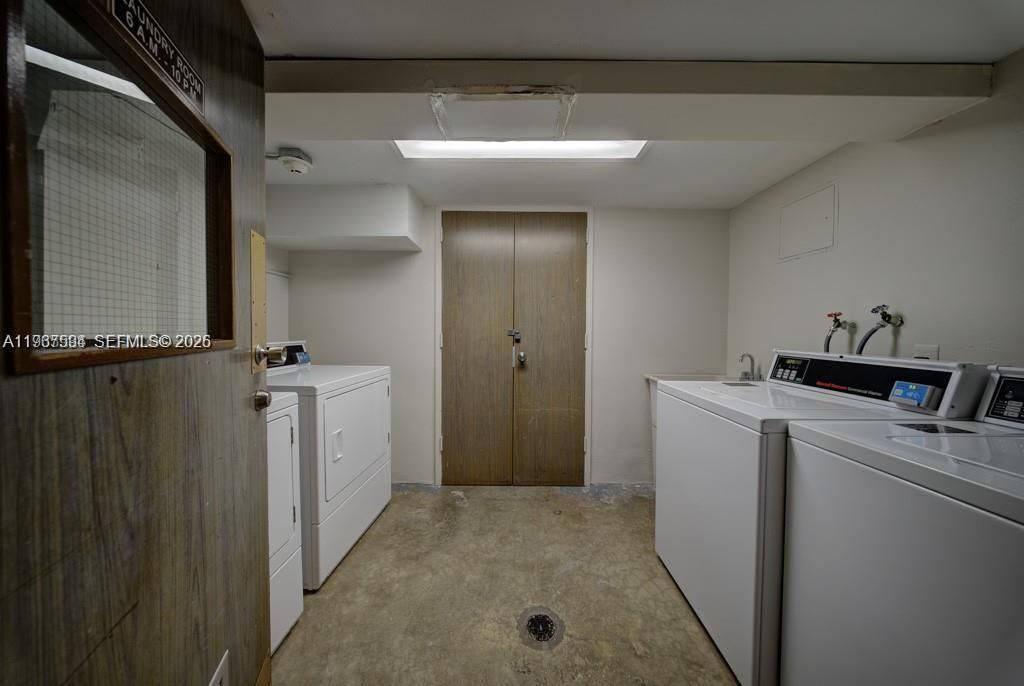 2899 Collins Ave, Unit 1203, Miami Beach, FL 33140 Photo