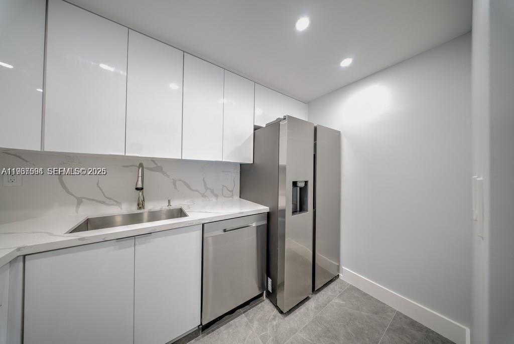 2899 Collins Ave, Unit 1203, Miami Beach, FL 33140 Photo