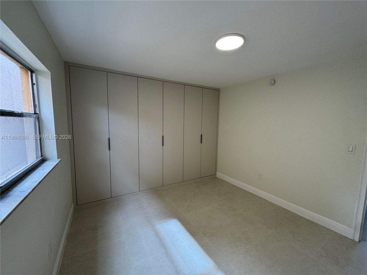 1900 W 54th St, Unit 219, Hialeah, FL 33012 Photo