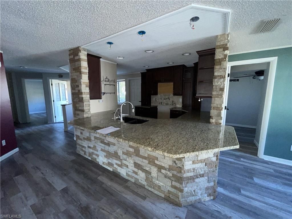 16264 Shadow Pine Rd, North Fort Myers, FL 33917 Photo