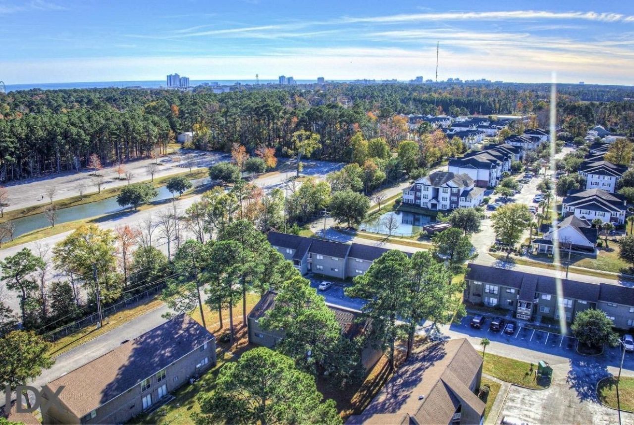 2000 Greens Blvd. Photo 19