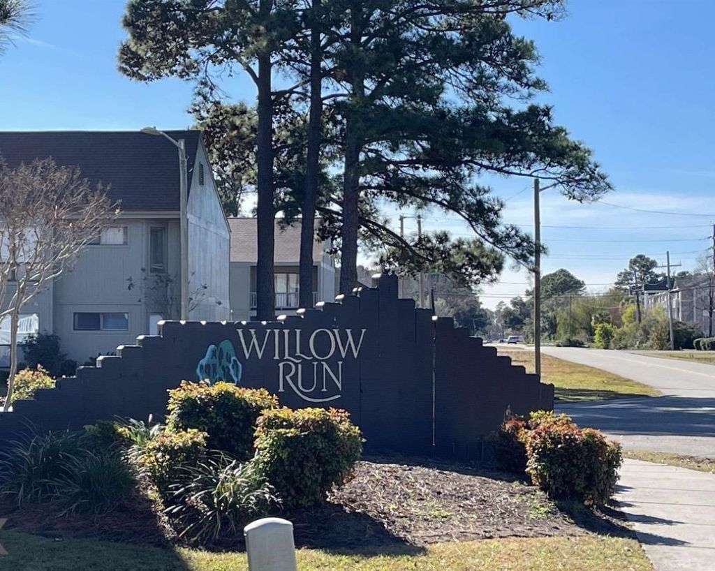 2000 Greens Blvd. Photo 20